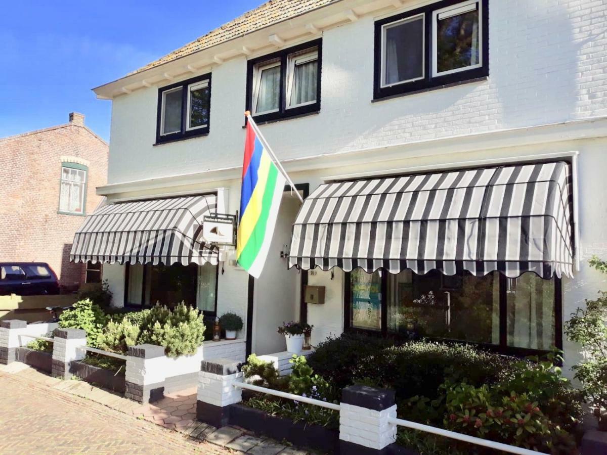 מידסלנד B&B De Wadvaarder מראה חיצוני תמונה